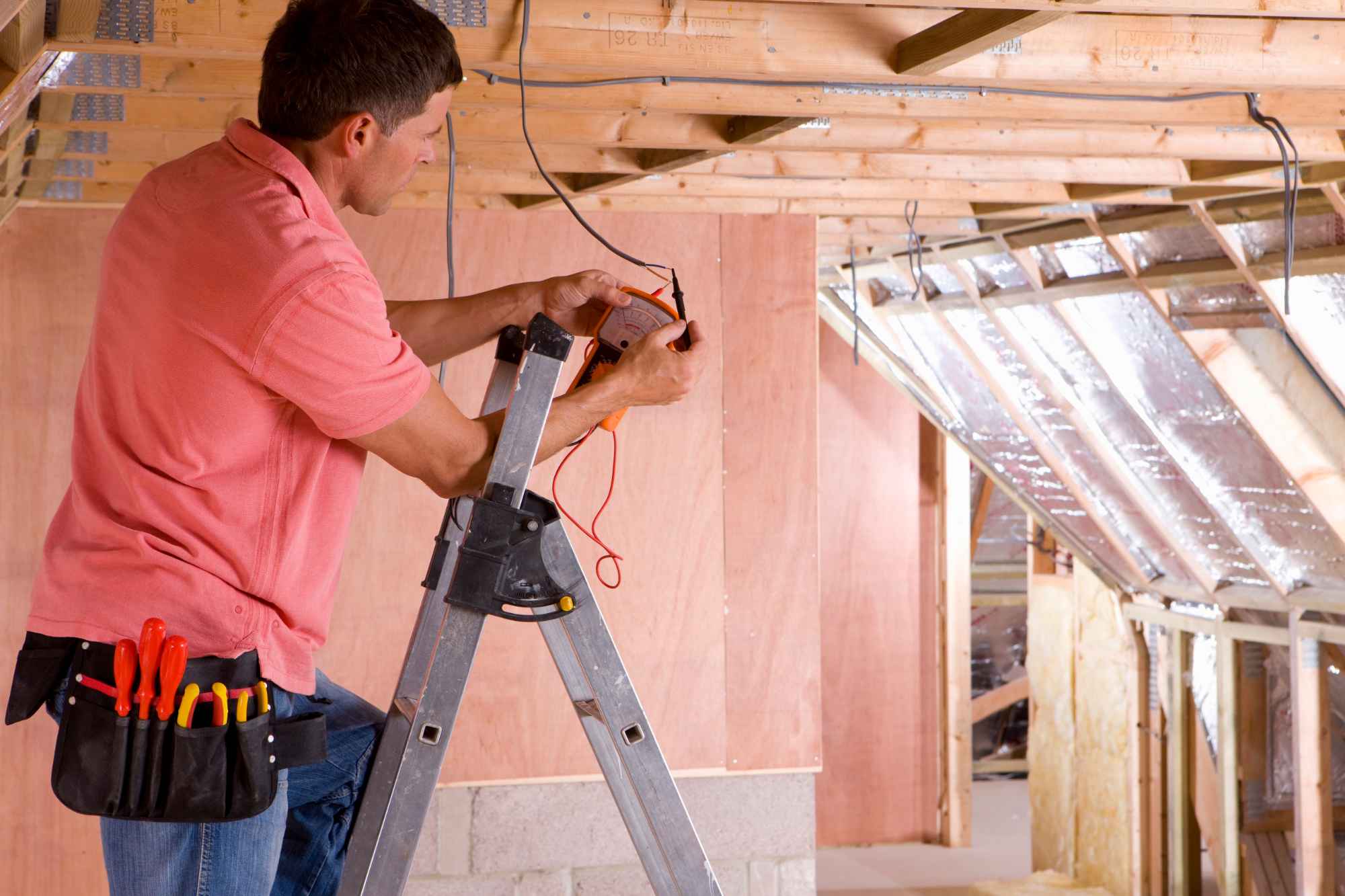 home-Electrical-Installation-Service-in-Thugoona-NSW-Boschetti