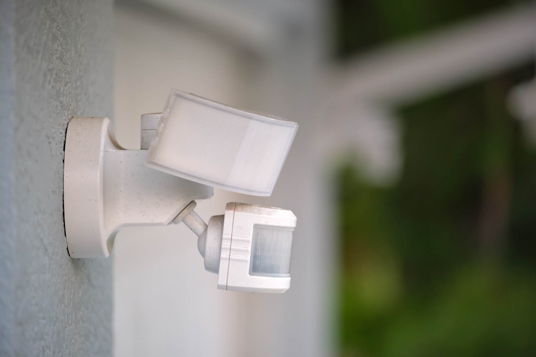 outdoor and garden lighting installation Thurgoona, NSW - Boschetti