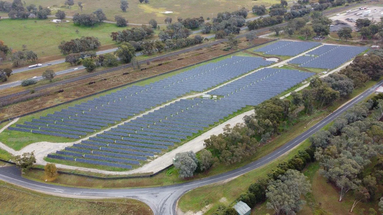 solar farm construction Thurgoona, NSW - Boschetti solar farm construction Thurgoona, NSW - Boschetti